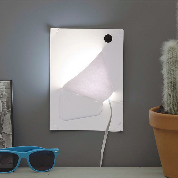 Bare Conductive Electric Paint SKU 1107 10109 SC BC EP LK IN USE 1