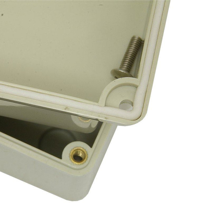 Plastron Cases ABS Plastic Enclosure EN SPE 10 33 EN SPE 10 33 Sealed ABS Plastic Enclosure Gasket Seal and Screws